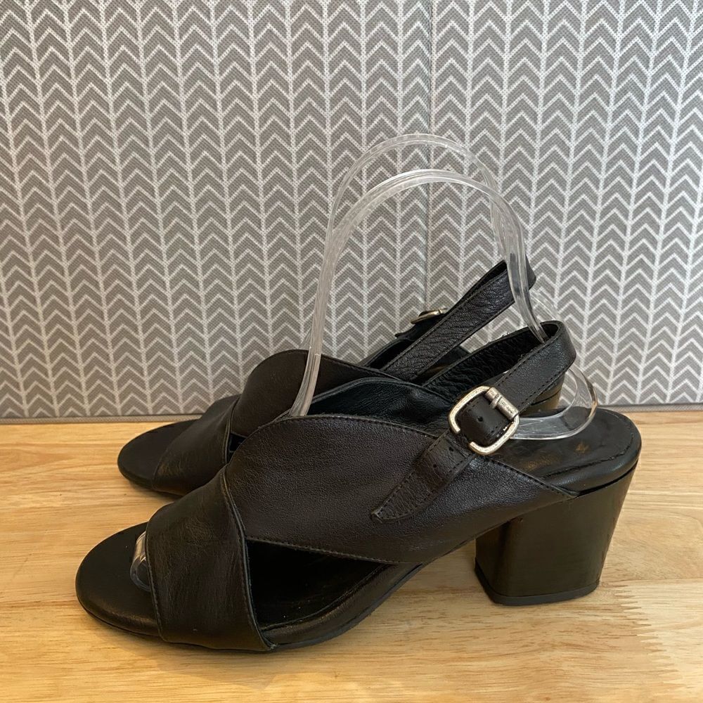 ✅Bueno Women's Candy Sling-Back Sandals Black leather Sz 39